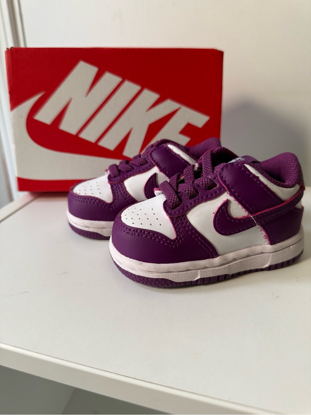 Nike Kids Purple and White Low-Top Sneakers with Hook-and-Loop Strap